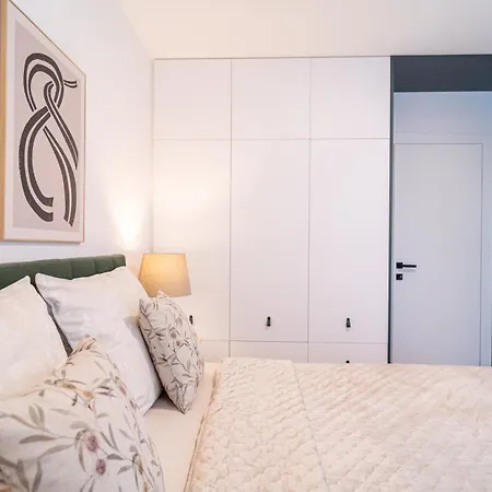 The Pearl Of Azure By Belmont Realty Apartmán