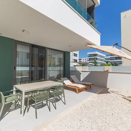 The Pearl Of Azure By Belmont Realty